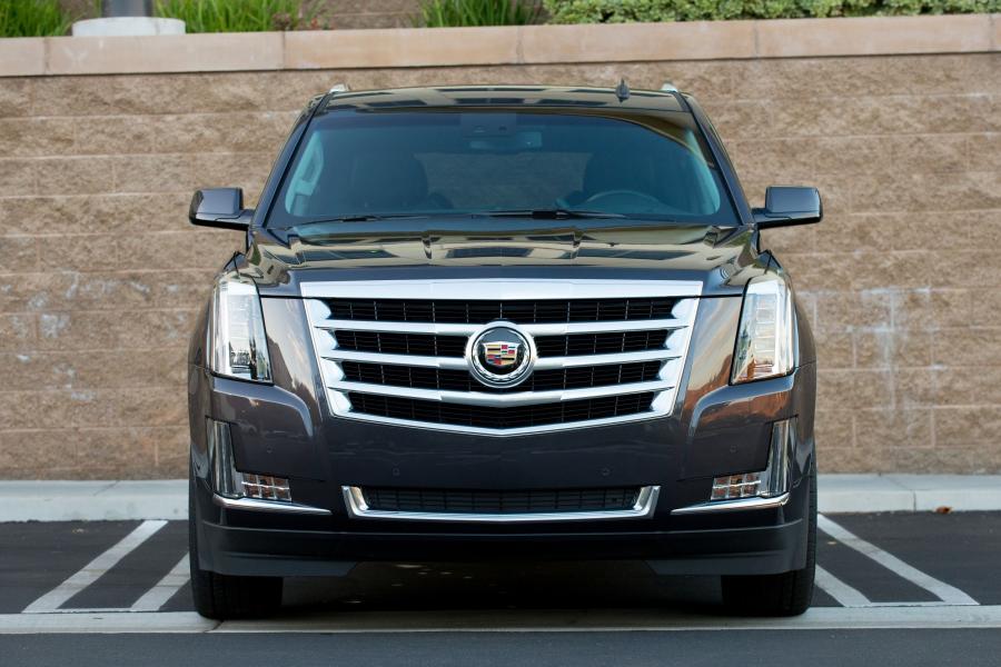  Cadillac Escalade 4WD Luxury 2015 года  (фото 6 из 42)